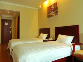 Гостиница GreenTree Inn GuangXi GuiLin LinGui JinShan Square JinShui Road Express Hotel  Гуйлинь